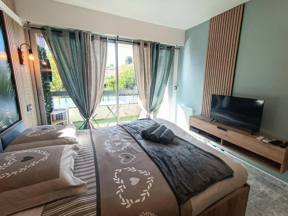 Leman Holidays - Le Palm Mandelieu